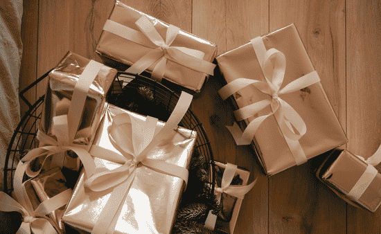 What Makes Thoughtful Gifts Special for Couples